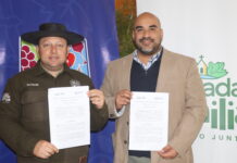 Firman convenio de ayuda mutua entre municipios de Molina y Sagrada Familia