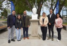 Donan busto de Gabriela Mistral para popular plaza en Molina