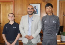 Competidores molinenses de los Juegos Binacionales reciben implementación deportiva del municipio